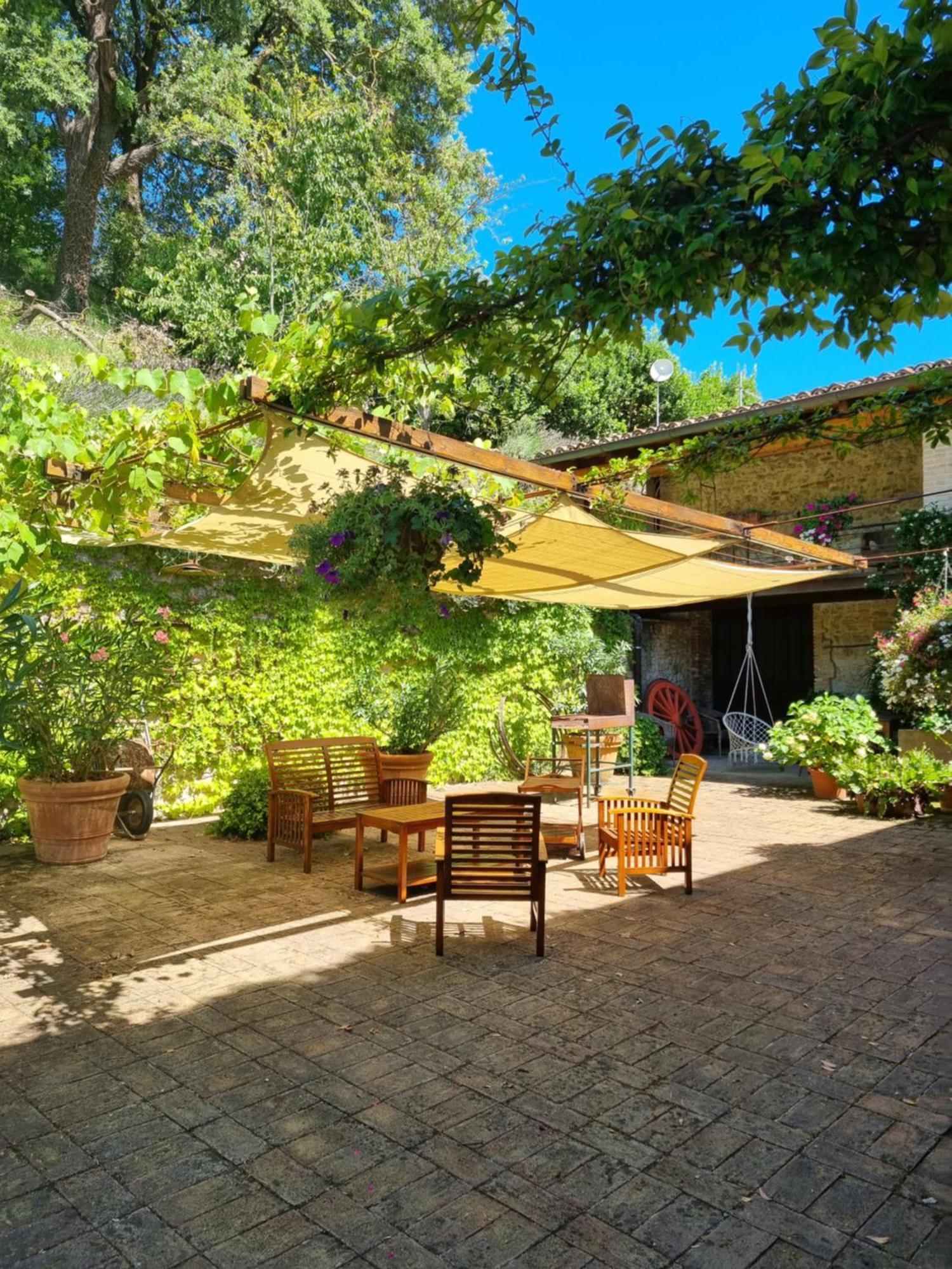 منزل الضيف Capodacqua   في Casa Zia Cianetta Residenza Di Campagna المظهر الخارجي الصورة
